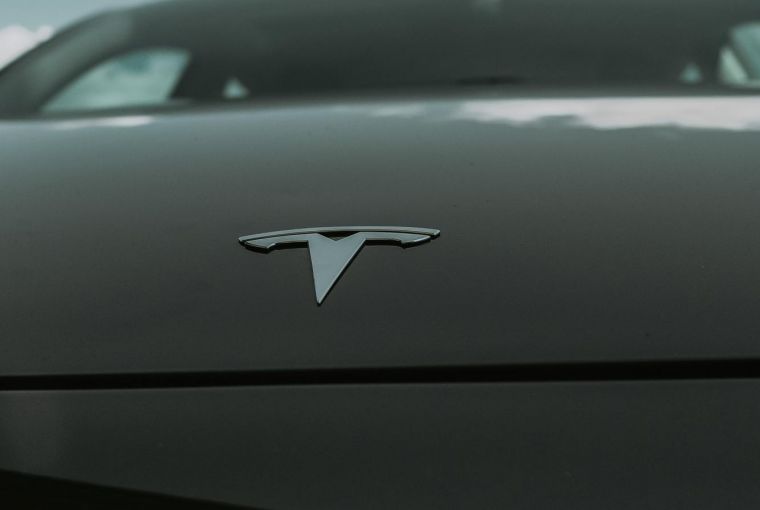 Tesla Model 3 изменила сознание ярого фаната рева двигателя