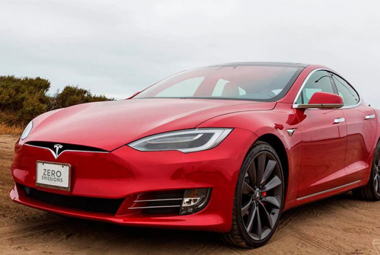 Информация о Tesla Model S