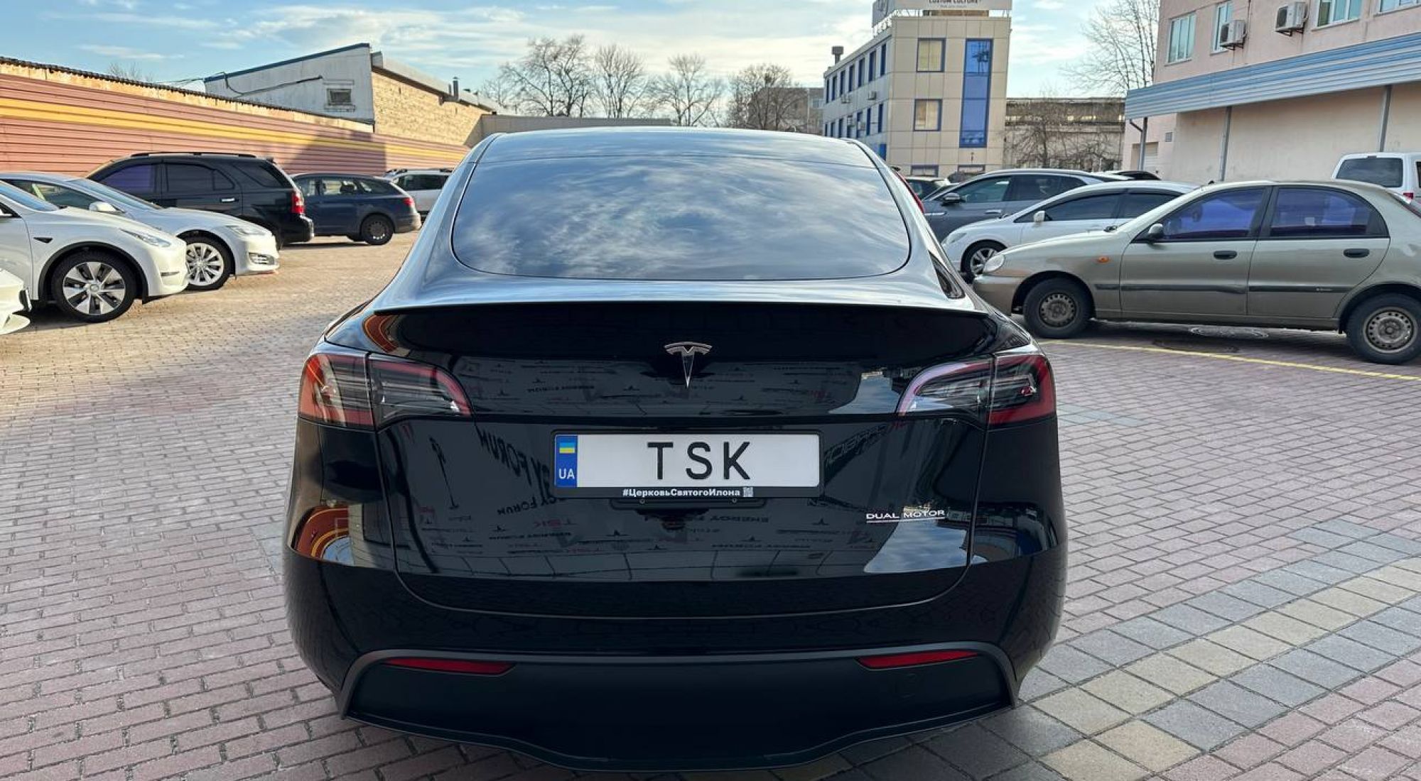 Tesla Model Y NEW