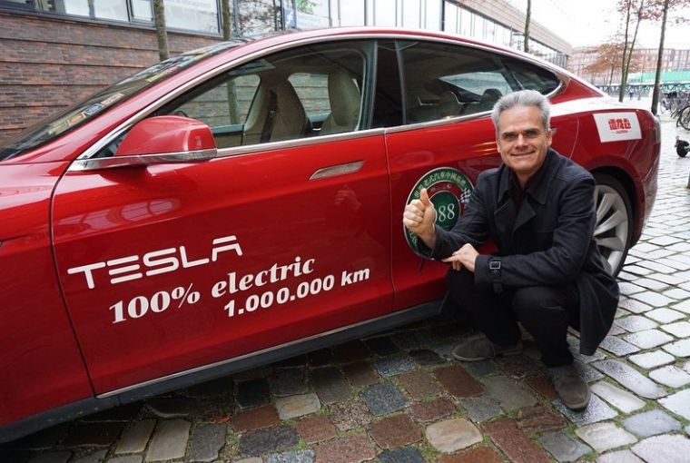 Tesla Model S set a new record for mileage - 1,000000 kilometers