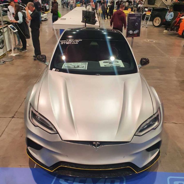 SaleОбвес Tesla Model S "WILD" з карбону {MSR}